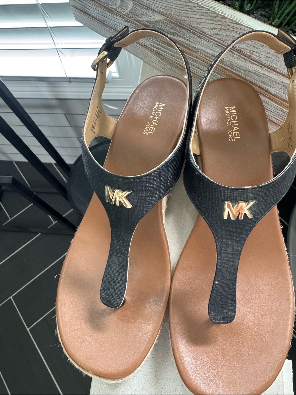 Michael Kors Val Espadrille Wedge sandals. Size 9. Black leather.